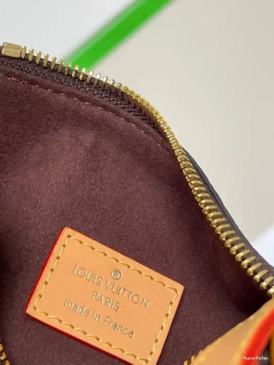 TRUNK PM VUITTON SIDE LOUIS 0625